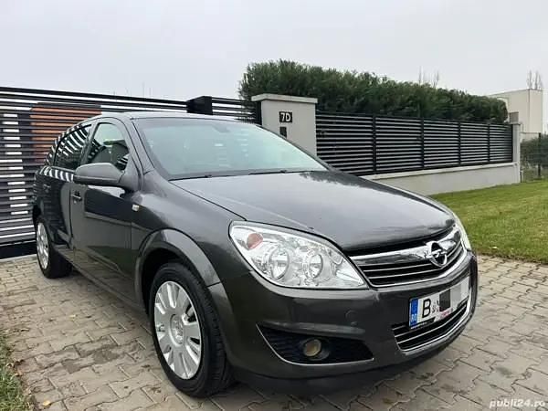 Utilizat 2008 Opel Astra Hatchback | 2.450 EUR (Preț OK) - Imagine 1/4