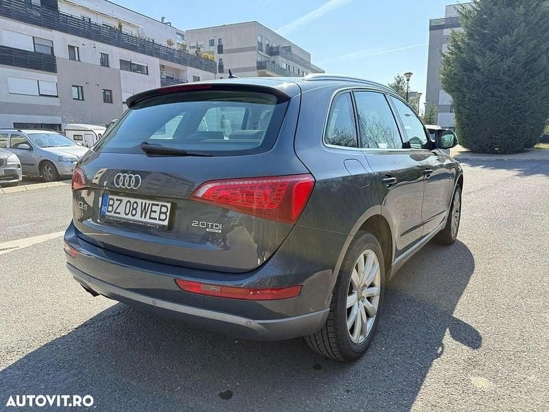 Gri Utilizat 2009 Audi Q5 SUV | 12.500 EUR (Preț OK) - Imagine 1/4
