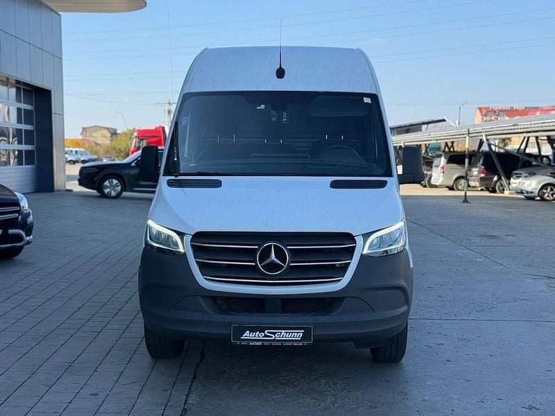 Second-hand Mercedes Sprinter 170 CP (125 kW) 2022 Van