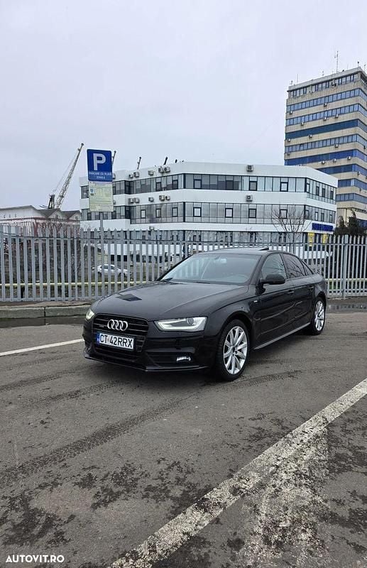 Second-hand Audi A4 211 CP (155 kW) 2013 Culoarenegru Berlinǎ