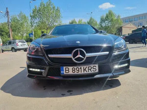 Negru Utilizat 2014 Mercedes SLK200 Cabrio | 18.990 EUR - Imagine 1/4