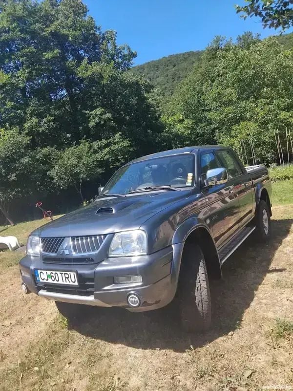 Gri Utilizat 2005 Mitsubishi L200 Pickup | 10.850 EUR (Scump) - Imagine 1/4
