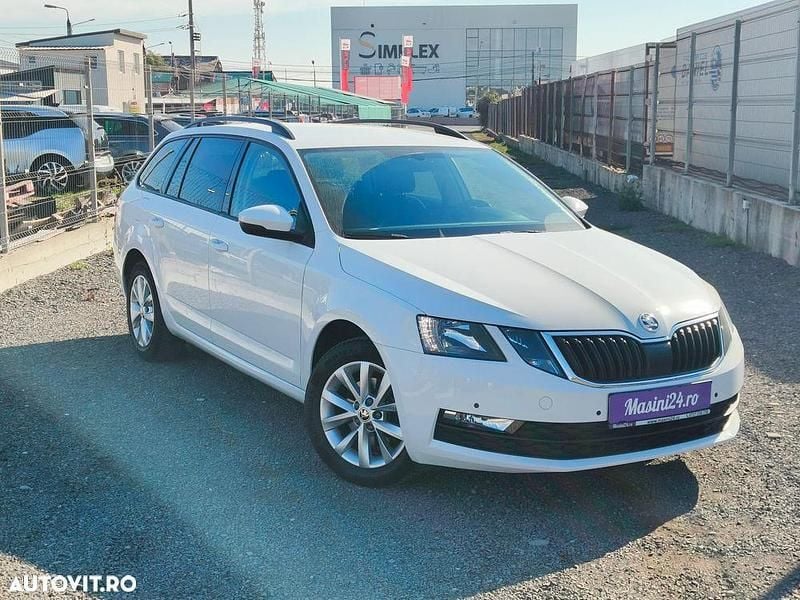 Culoarealb Utilizat 2020 Skoda Octavia Sport Break | 9.910 EUR (Preț OK) - Imagine 1/4