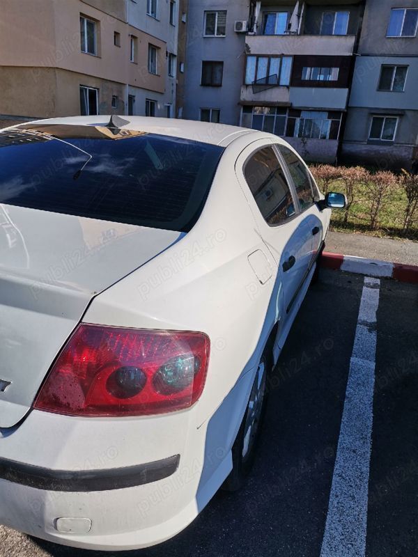 Utilizat 2005 Peugeot 407 | 1.300 EUR (Preț bun) - Imagine 1/4
