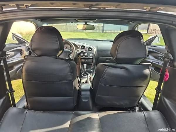 Second-hand Hyundai Tiburon 115 CP (84 kW) 2000 Coupe