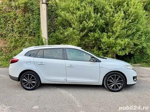 Utilizat 2013 Renault Mégane III Bose Edition Break | 4.800 EUR (Preț bun) - Imagine 1/4