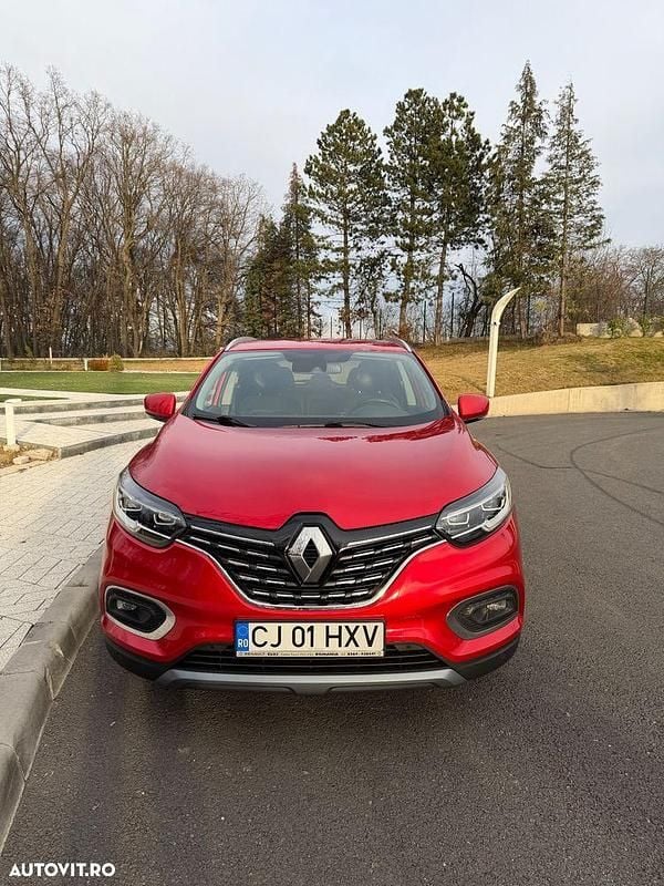 Second-hand Renault Kadjar Intens 159 CP (116 kW) 2019 Culoarerosu SUV