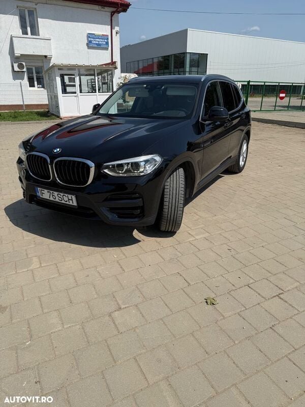 Negru Utilizat 2019 BMW X3 Luxury Line SUV | 22.700 EUR (Preț bun) - Imagine 1/4