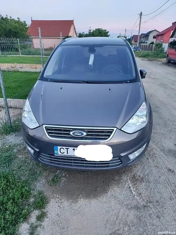 Gri Second-hand 2014 Ford Galaxy Monovolum | 3.500 EUR - Imagine 1/4