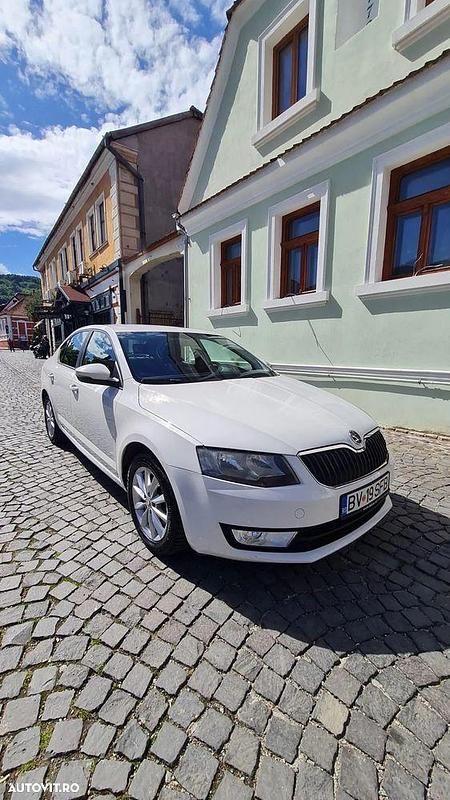 Culoarealb Utilizat 2016 Skoda Octavia Style Berlinǎ | 11.490 EUR (Preț OK) - Imagine 1/4