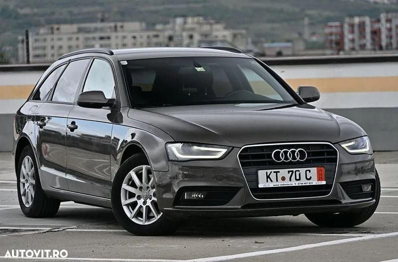 Culoaremaro Utilizat 2015 Audi A4 Advanced Break | 9.950 EUR (Preț bun) - Imagine 1/4