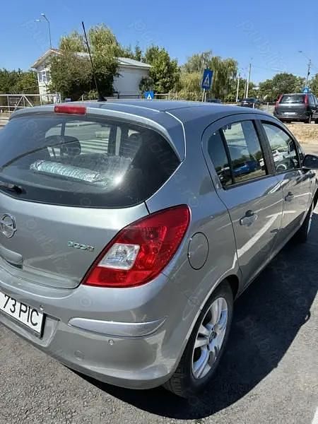 Second-hand Opel Corsa 95 CP (69 kW) 2011 Gri Hatchback