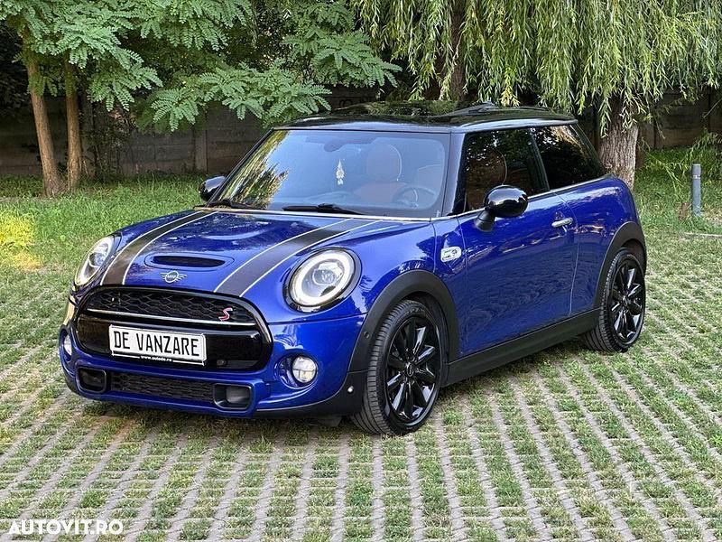 Culoarealbastru Utilizat 2018 Mini Cooper SD Sport Hatchback | 14.990 EUR - Imagine 1/4