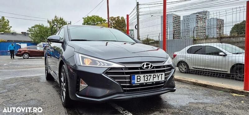 Culoaregri Utilizat 2019 Hyundai Elantra Berlinǎ | 15.800 EUR (Preț OK) - Imagine 1/4