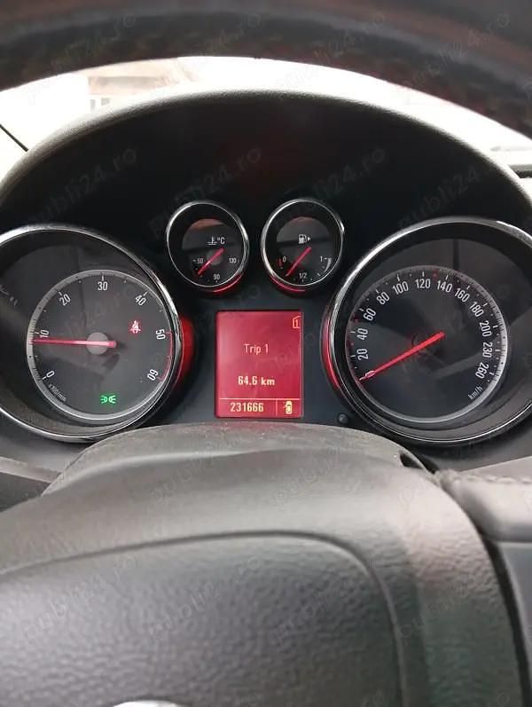 Second-hand Opel Astra Sport 131 CP (96 kW) 2011 Break