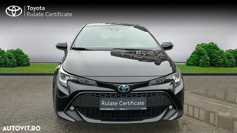 Second-hand Toyota Corolla 122 CP (89 kW) 2020 Culoarenegru Hatchback