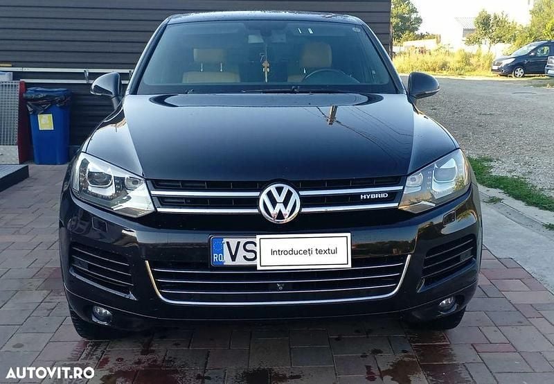 Negru Utilizat 2014 VW Touareg Exclusive SUV | 15.400 EUR - Imagine 1/4