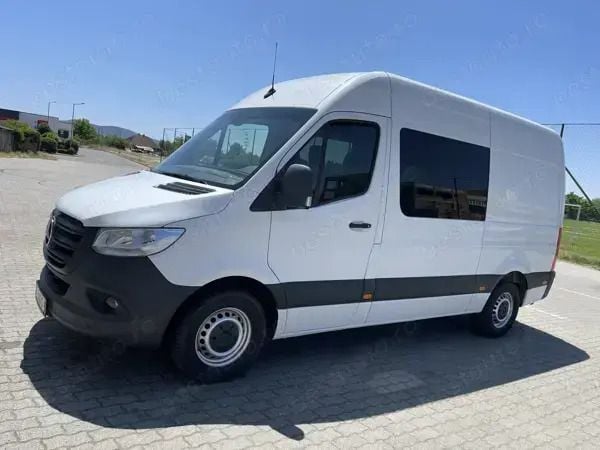 Alb Utilizat 2019 Mercedes Sprinter Van | 16.500 EUR (Preț OK) - Imagine 1/4