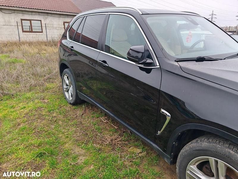 Second-hand BMW X5 Sport Line 258 CP (189 kW) 2017 Culoarenegru SUV