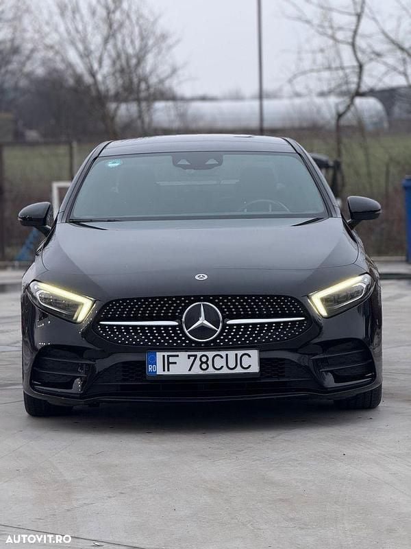 Second-hand Mercedes A180 136 CP (100 kW) 2020 Culoarenegru Berlinǎ