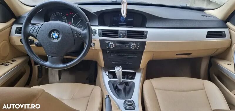 Gri Utilizat 2008 BMW 318 Berlinǎ | 4.450 EUR (Preț OK) - Imagine 1/4