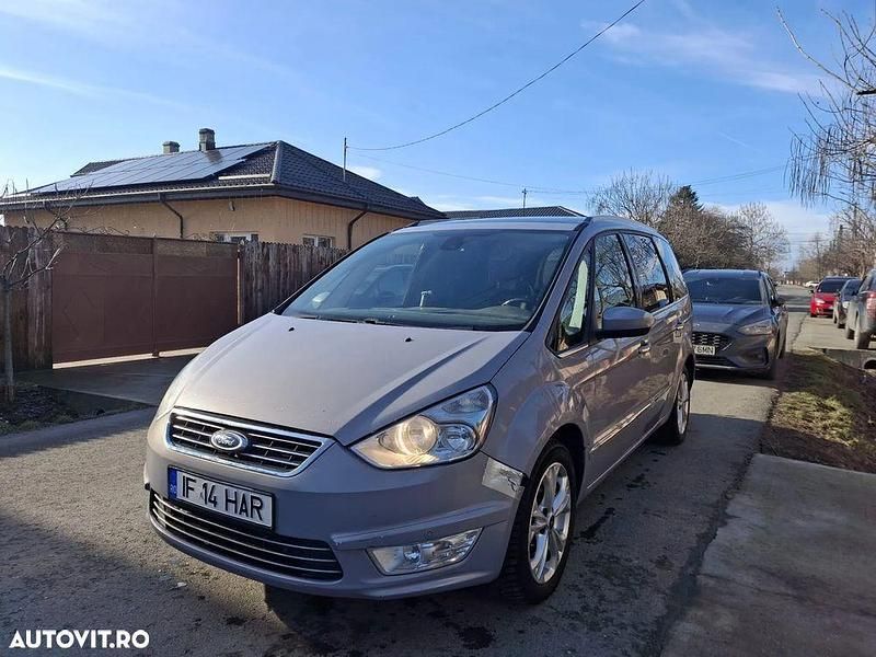 Second-hand Ford Galaxy 163 CP (119 kW) 2011 Culoareargint Monovolum