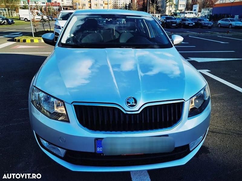 Culoaregri Utilizat 2013 Skoda Octavia Classic Berlinǎ | 7.950 EUR (Scump) - Imagine 1/4