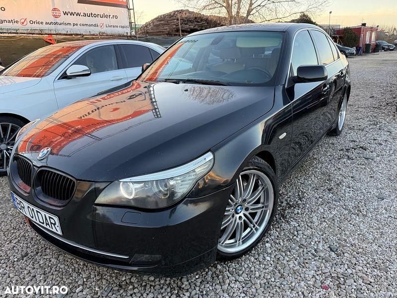 Culoarenegru Utilizat 2008 BMW 530 Sport Line Berlinǎ | 5.500 EUR (Preț bun) - Imagine 1/4