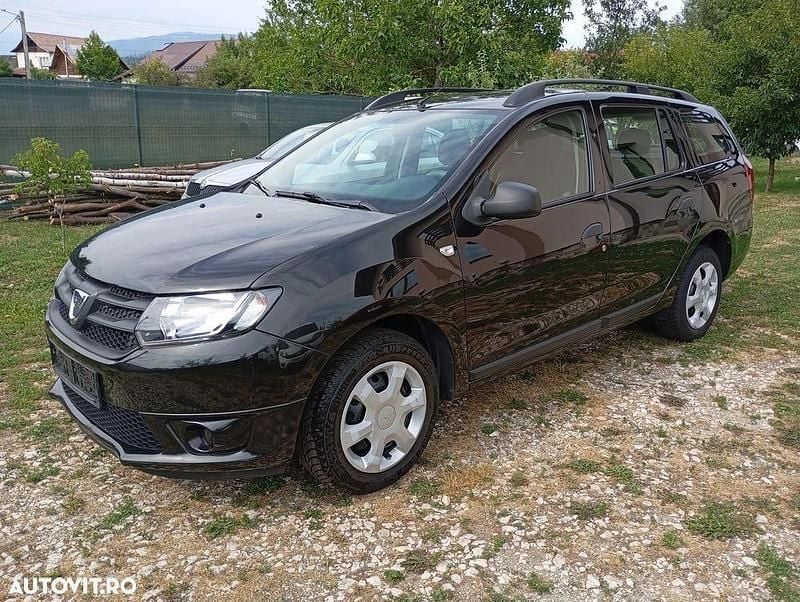 Negru Utilizat 2015 Dacia Logan MCV Lauréate Break | 5.200 EUR (Preț OK) - Imagine 1/4