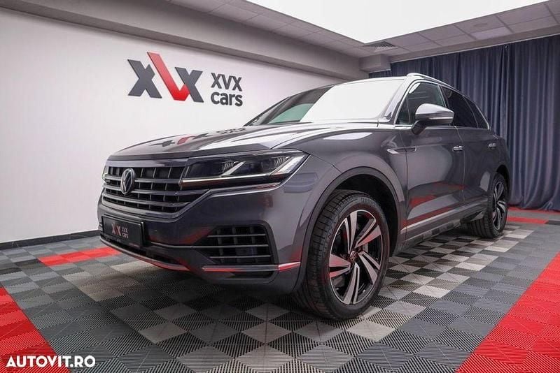 Culoaregri Utilizat 2021 VW Touareg Elegance SUV | 39.999 EUR (Super Preț) - Imagine 1/4