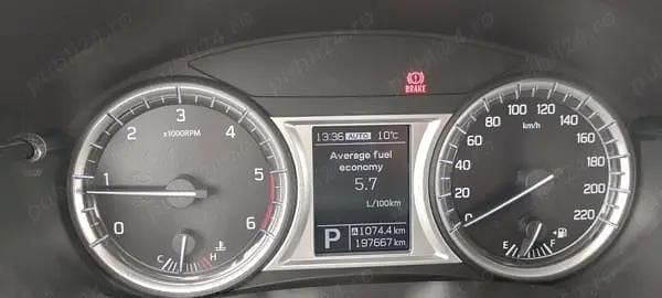 Gri Second-hand 2015 Suzuki Vitara SUV | 10.500 EUR (Preț OK) - Imagine 1/4