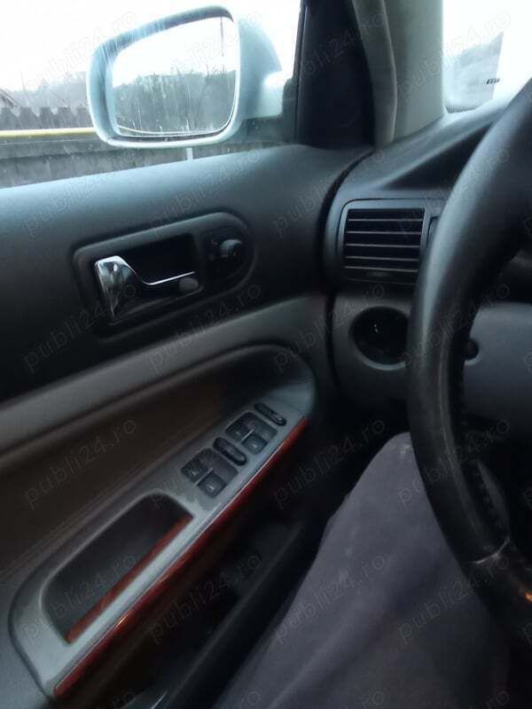 Gri Utilizat 2002 VW Passat Berlinǎ | 2.000 EUR (Preț OK) - Imagine 1/4