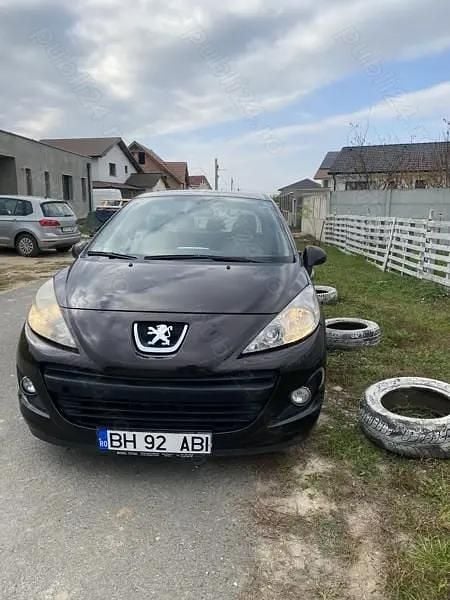 Second-hand Peugeot 207 54 CP (39 kW) 2011 Maro Hatchback