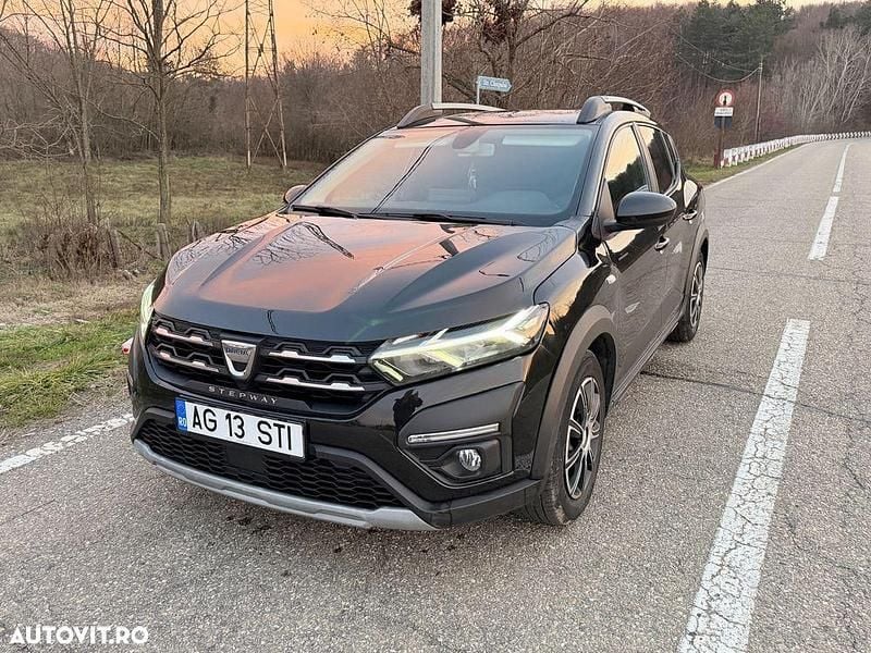 Culoarenegru Utilizat 2021 Dacia Sandero Extreme | 9.900 EUR (Preț bun) - Imagine 1/4