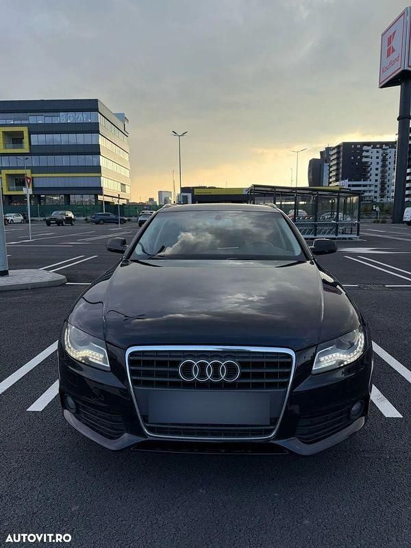 Negru Utilizat 2010 Audi A4 Break | 4.999 EUR (Preț bun) - Imagine 1/4