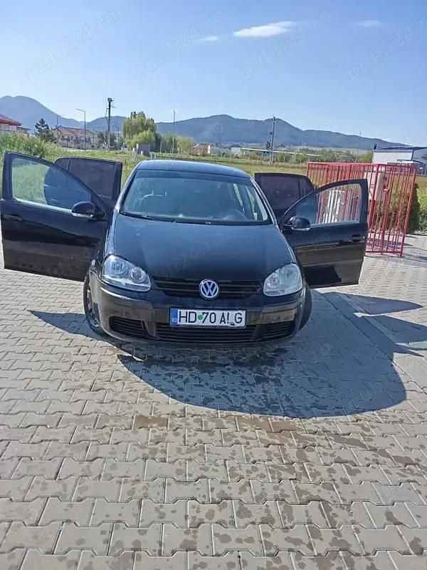 Utilizat 2005 VW Golf V Coupe | 1.200 EUR (Super Preț) - Imagine 1/4