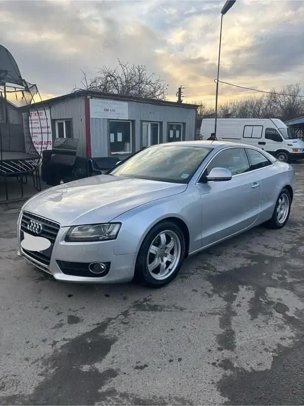 Second-hand Audi A5 177 CP (130 kW) 2009 Argintiu Coupe