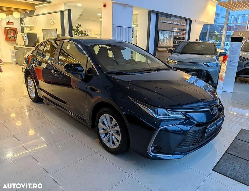 Nouă Toyota Corolla 140 CP (102 kW) 2025 Culoaregri Berlinǎ