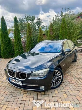 Utilizat 2009 BMW 730 Comfort Edition Berlinǎ | 12.000 EUR (Scump) - Imagine 1/4