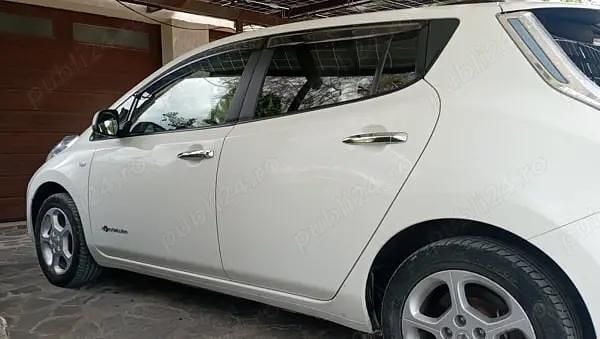 Utilizat 2017 Nissan Leaf Hatchback | 8.900 EUR - Imagine 1/4
