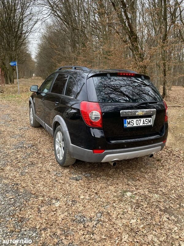 Negru Utilizat 2008 Chevrolet Captiva LT SUV | 4.750 EUR (Preț OK) - Imagine 1/4