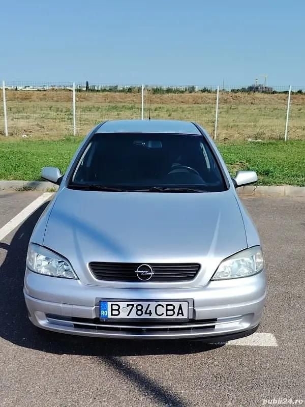 Utilizat 2005 Opel Astra Hatchback | 1.000 EUR (Preț bun) - Imagine 1/4