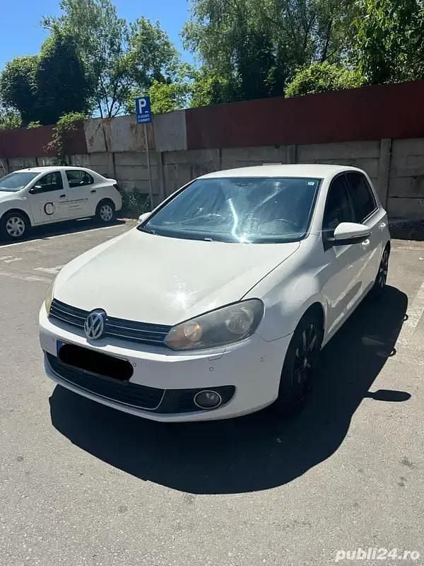 Alb Utilizat 2009 VW Golf VI Highline Hatchback | 4.500 EUR (Preț OK) - Imagine 1/4