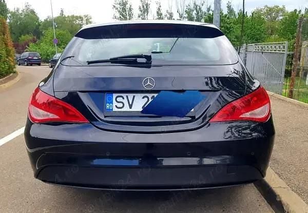 Second-hand Mercedes CLA180 109 CP (80 kW) 2017 Negru Berlinǎ