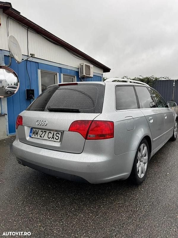 Second-hand Audi A4 Sport 140 CP (102 kW) 2005 Culoareargint Break