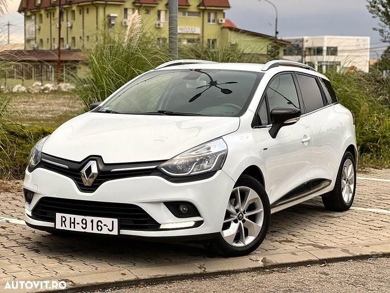 Second-hand Renault Clio GrandTour LIMITED 90 CP (66 kW) 2017 Culoarealb Break