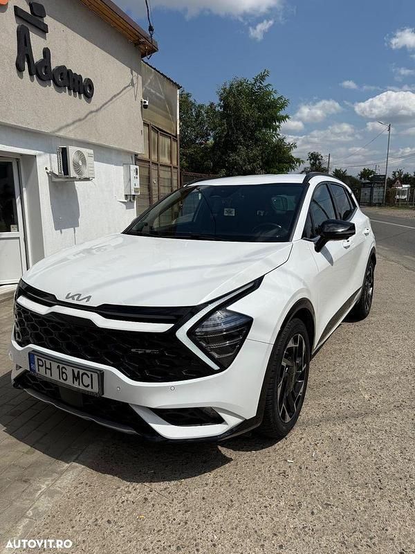 Culoarealb Utilizat 2022 Kia Sportage GT-Line SUV | 27.300 EUR (Puțin scump) - Imagine 1/4