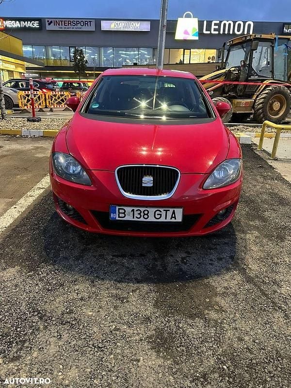 Culoarerosu Utilizat 2011 Seat Leon Copa Hatchback | 4.000 EUR (Preț OK) - Imagine 1/4