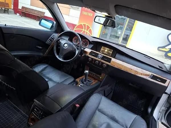 Second-hand BMW 520 163 CP (119 kW) 2007 Berlinǎ