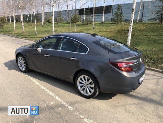Second-hand Opel Insignia 170 CP (125 kW) 2017 Gri metalizat Hatchback